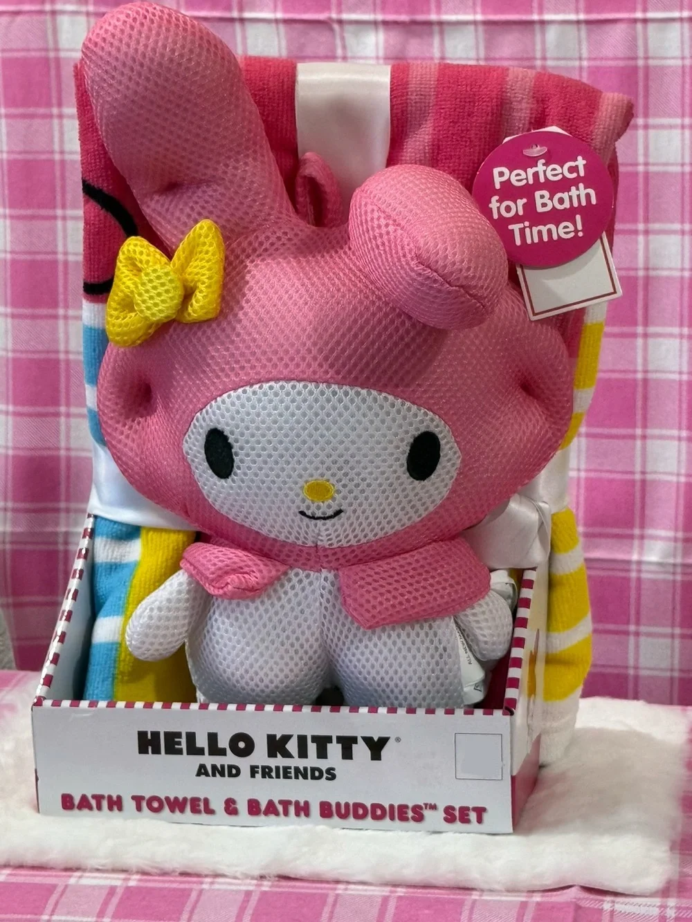 Hello Kitty & Friends Towel Buddy Set, HK & Friends Blanket + HK Pillowcases